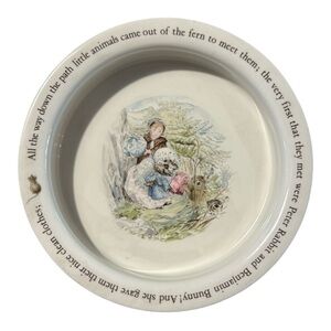 Wedgewood Beatrix potter Designs Mrs Tiggy-Winkle bowl